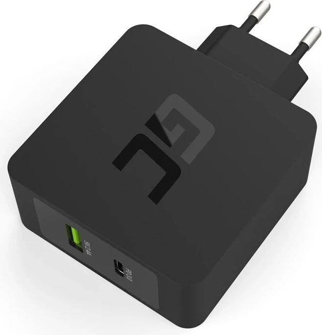 Univerzalni napajalnik za mobilne naprave Green Cell CHAR10, črn