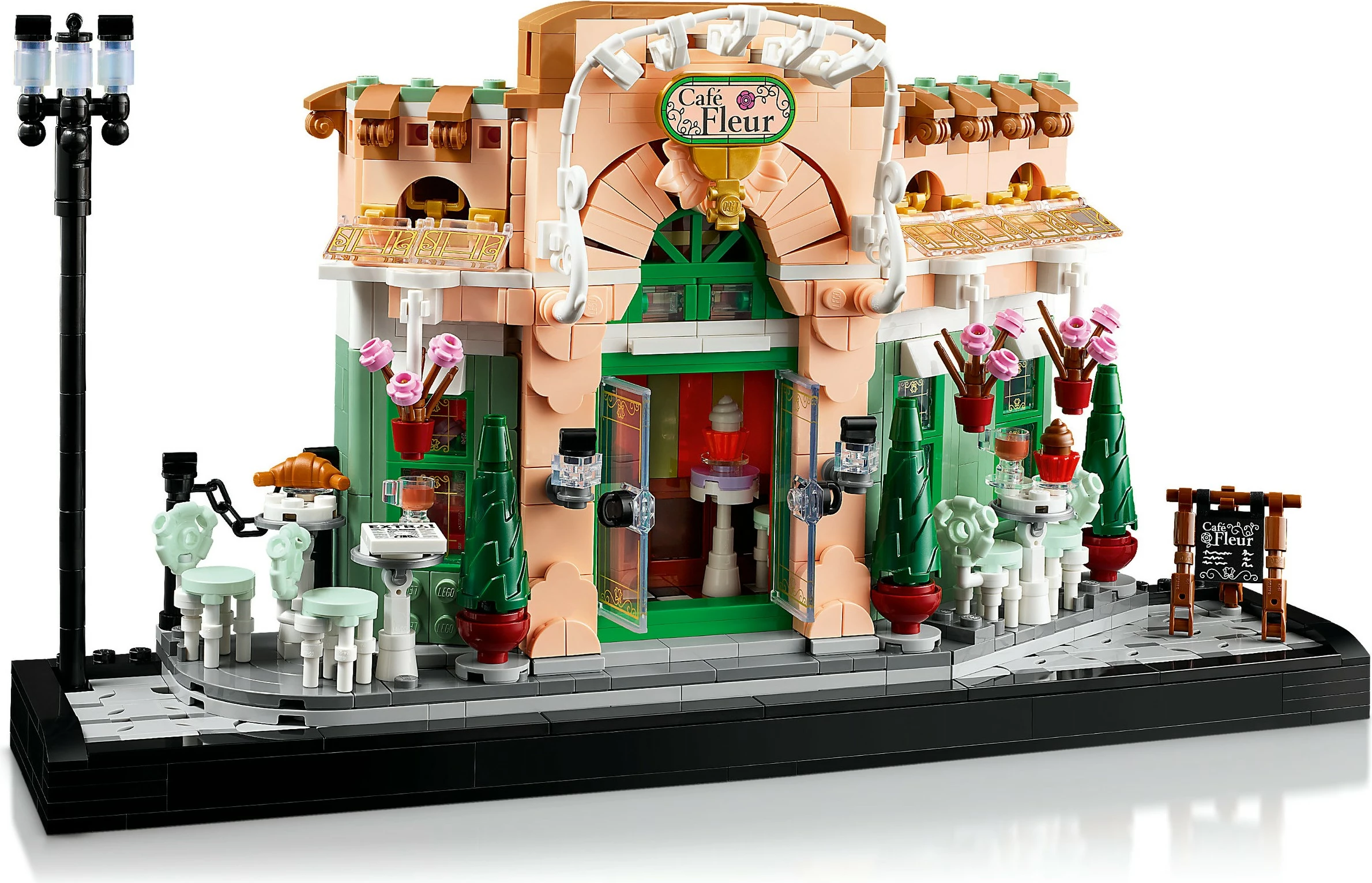 Model podrobne francoske kavarne LEGO French Café, 1101 kosov, plastika, večbarven