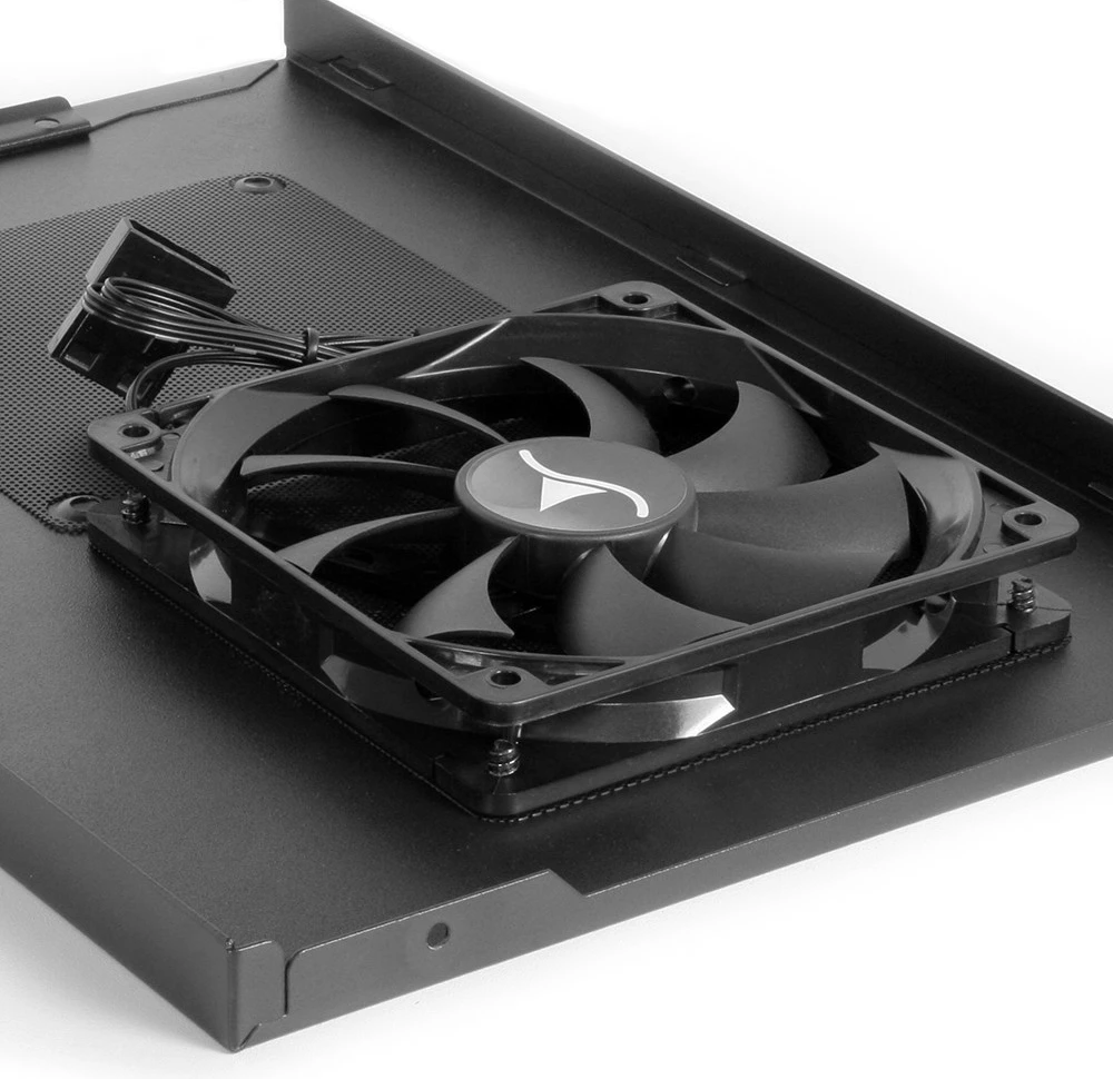 Kompaktna in elegantna kaseta SHARKOON QB One Mini-ITX, črna