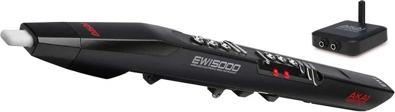 Elektronski pihalni instrument EWI 5000, AKAI, brezžični USB MIDI, črn