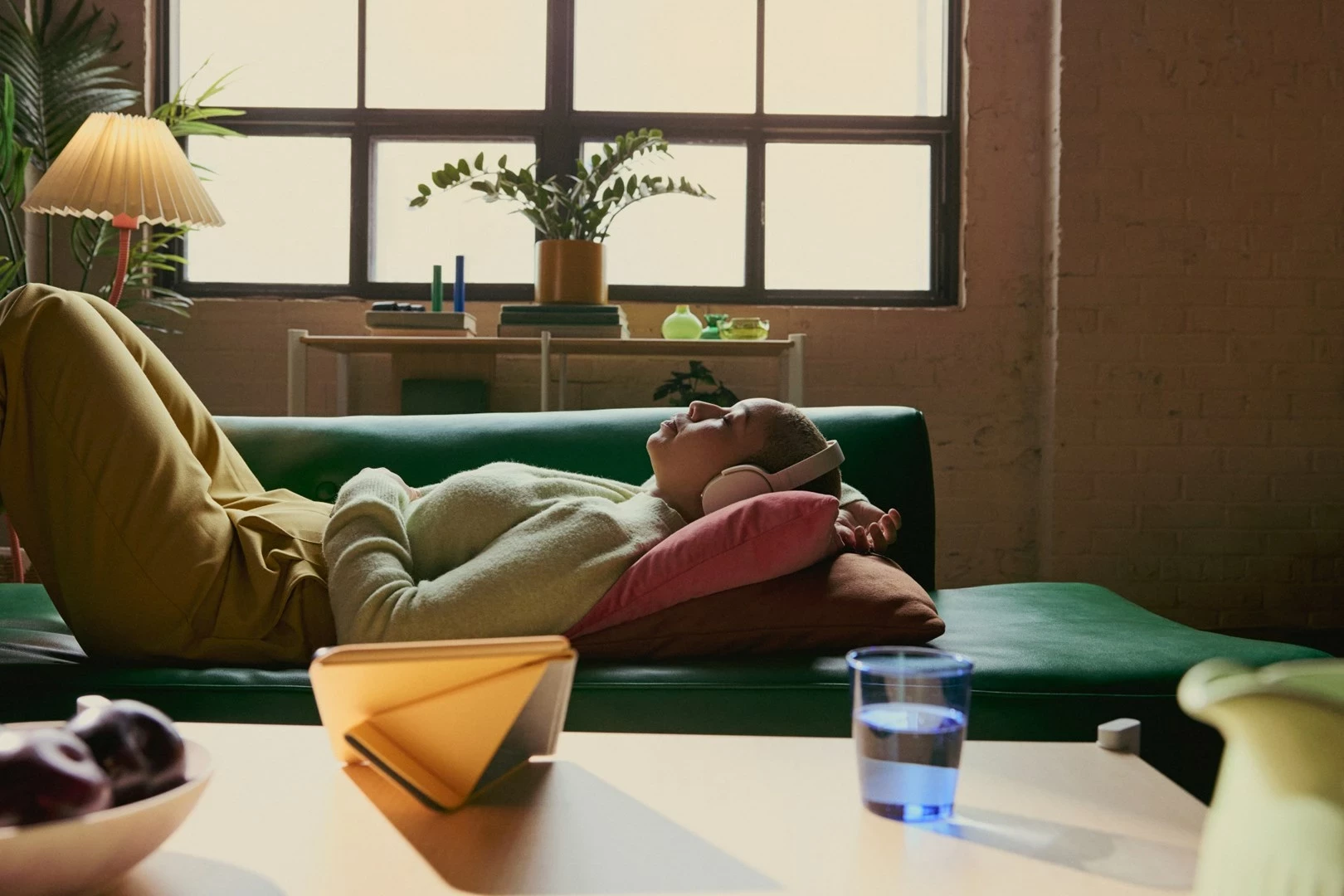 E-bralnik 7" 32 GB Wi‑Fi, Kobo Libra, bel