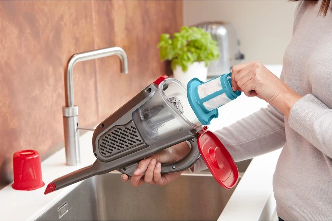 Ročni sesalnik Black & Decker, 20 W