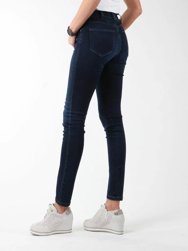 Ozke ženske jeans hlače Wrangler, črne