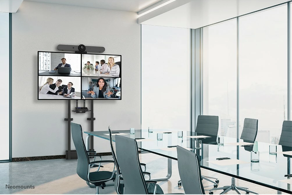 Motorni stenski nosilec za TV do 100 inčev, Newstar WL55-875BL1, črn