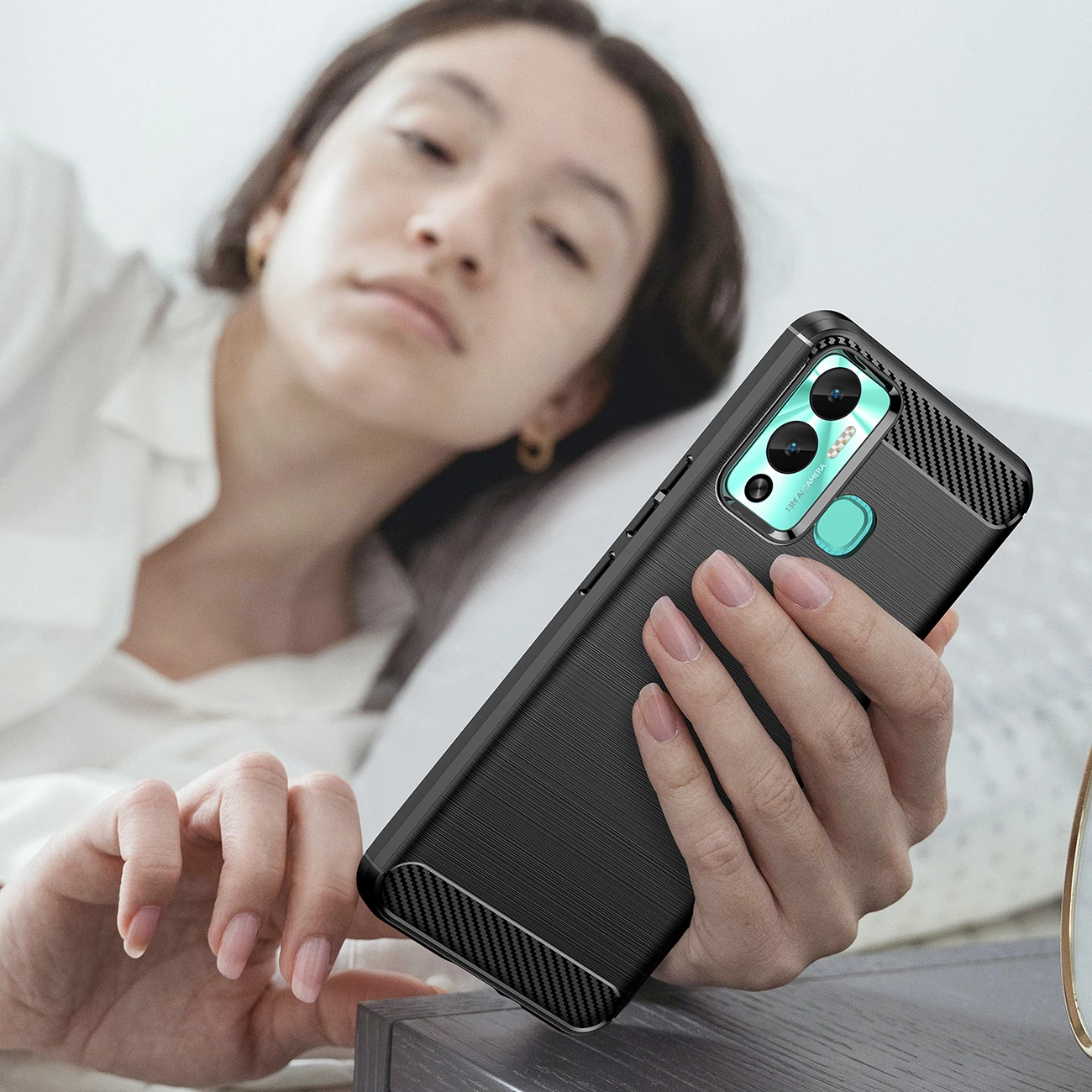 Ovitek za telefon Carbon Case za Infinix Hot 12 Play / Hot 12 Play NFC, Hurtel, TPU, črn