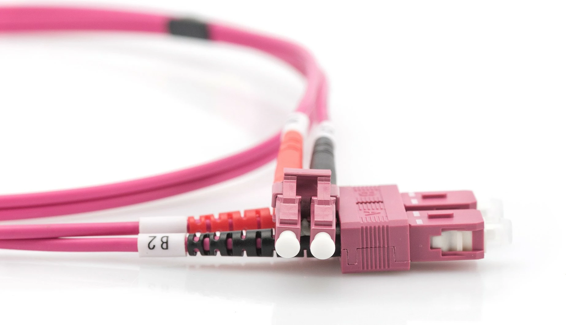 Optični kabel OM4, LC na SC, 3 m, vijoličen — Digitus