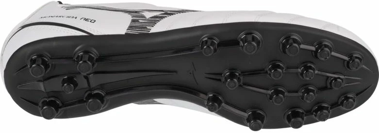 Superge za nogomet, Mizuno, bele