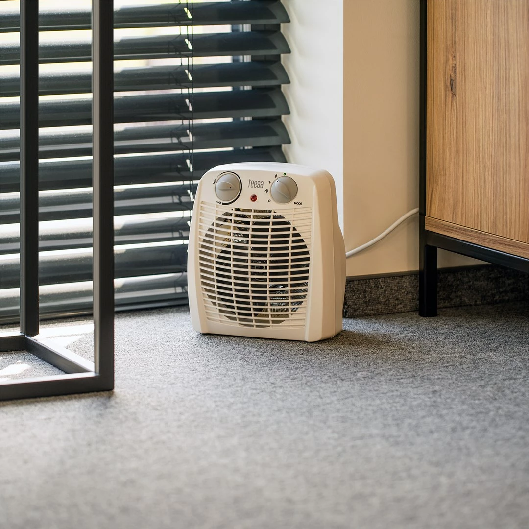 Grelnik z ventilatorjem Teesa TSA8059, 2000 W, bel