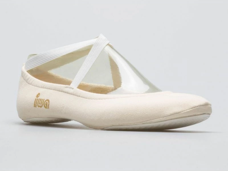 Baletne telovadne čevlje IWA 302, krem