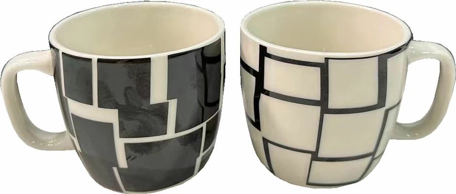 Premium set skodelic za espresso, 4 kosi, New Bone China porcelan, bela in črna, 10x7x5.5 cm
