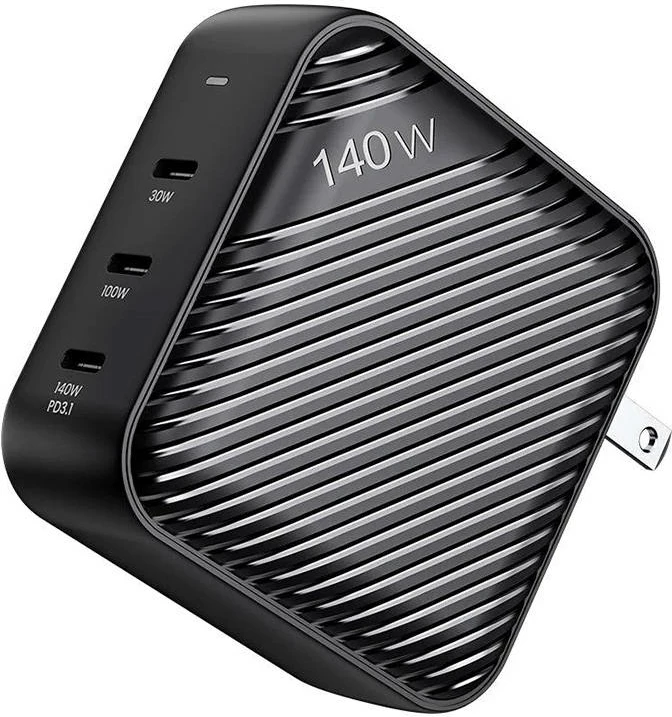 Omrežni polnilec INVZI GanHub, 3× USB-C, 140 W, z adapterji EU/UK/AU/US, črn