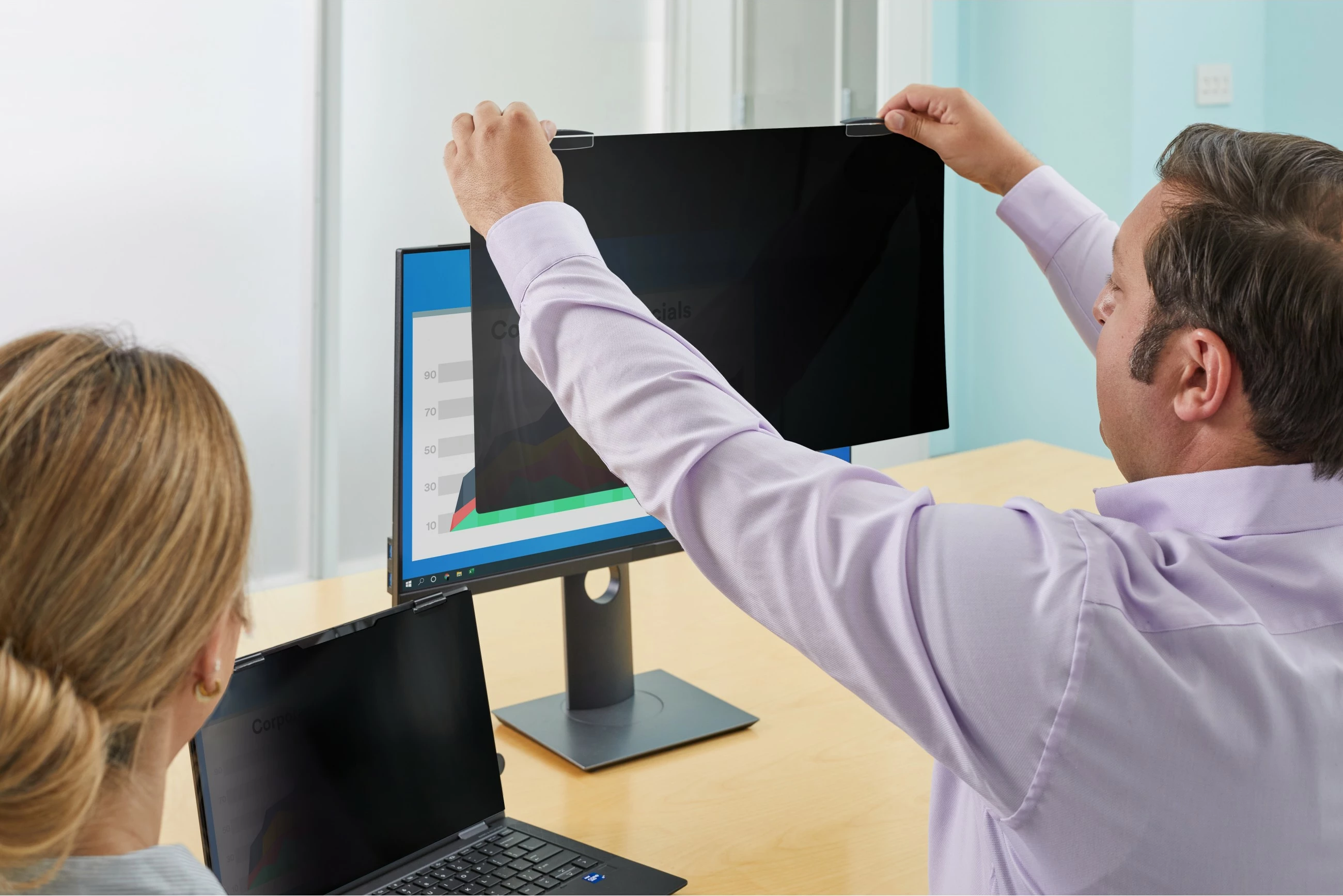 Filtar za zasebnost 25 in, 16:10, magnetni, 3M PF250W1EM, črn