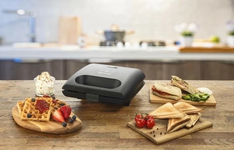 Multifunkcijski toaster 3v1, Gorenje SM703GC, črn