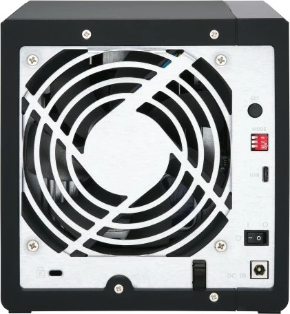 Zunanja enota za diske QNAP TR-004, HDD/SSD, 2,5/3,5", Serial ATA II, 3 Gbit/s, hot-swap, črna