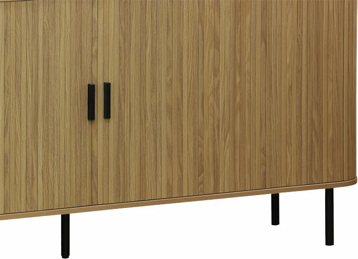 Komoda Scandi iz MDF, naravna barva, črne kovinske noge, 170x45x80 cm