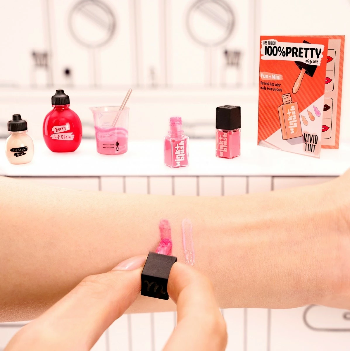 Igrača figurica Miniverse Make It Mini Makeup, MGA, 1 kos