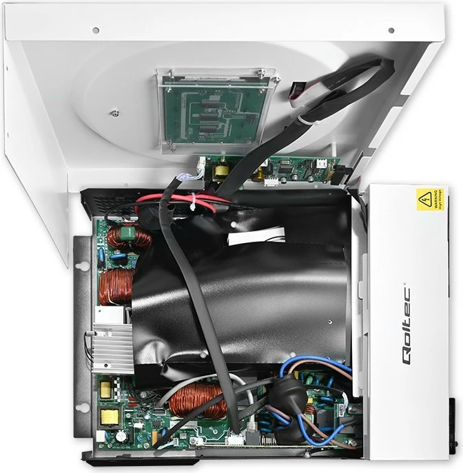 Hibridni solarni inverter 6kVA/6kW, MPPT 120A, Wi‑Fi, LCD, BMS, črno/belo, Qoltec 53873