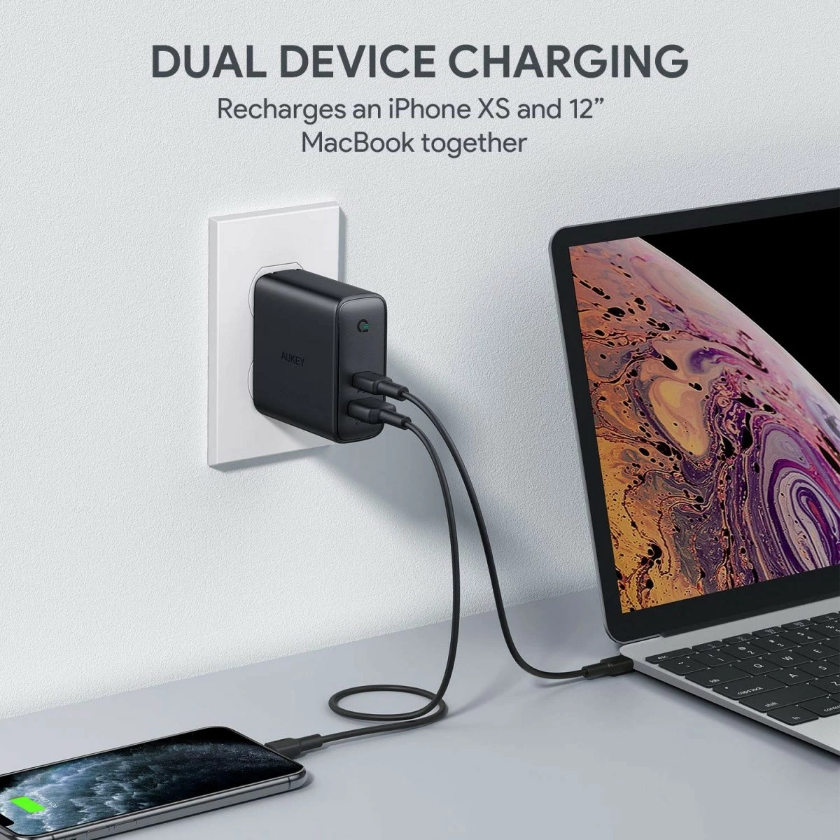 Stenski polnilec AUKEY PA-D3, 60 W, 2x USB (USB-C + USB 3.0), črn