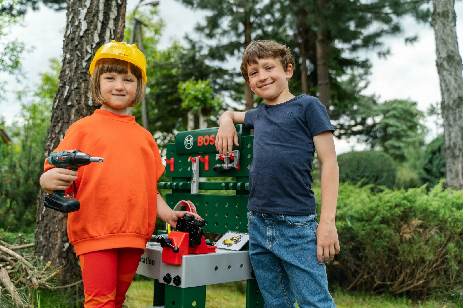 Igralna delovna miza za otroke Bosch Workshop Klein, 81 delov, večbarvna