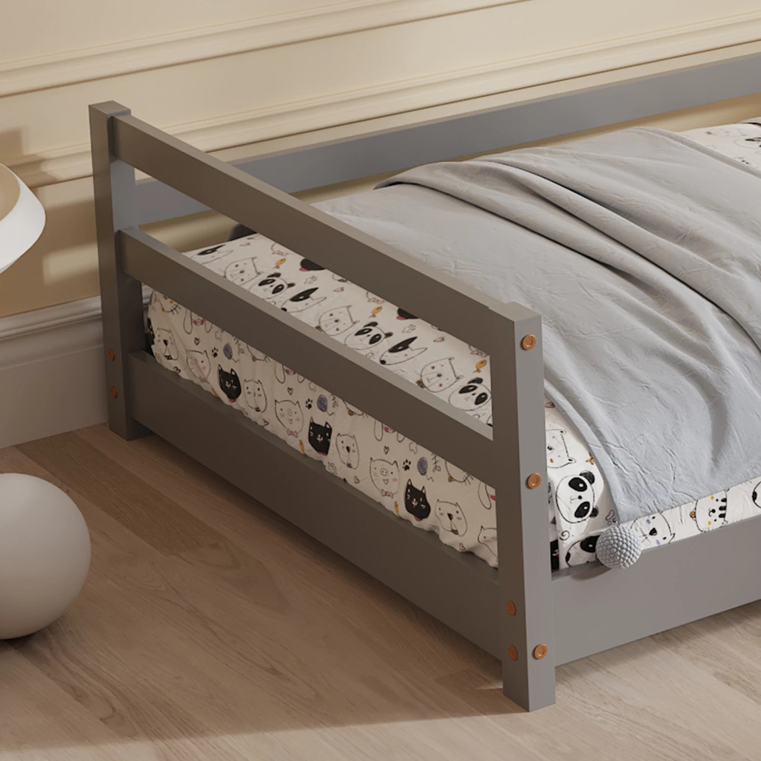 Postelja za otroke HOUSER FH676.05 t.MONTESSORI iz masivnega borovega lesa v sivi barvi - 190x90 cm