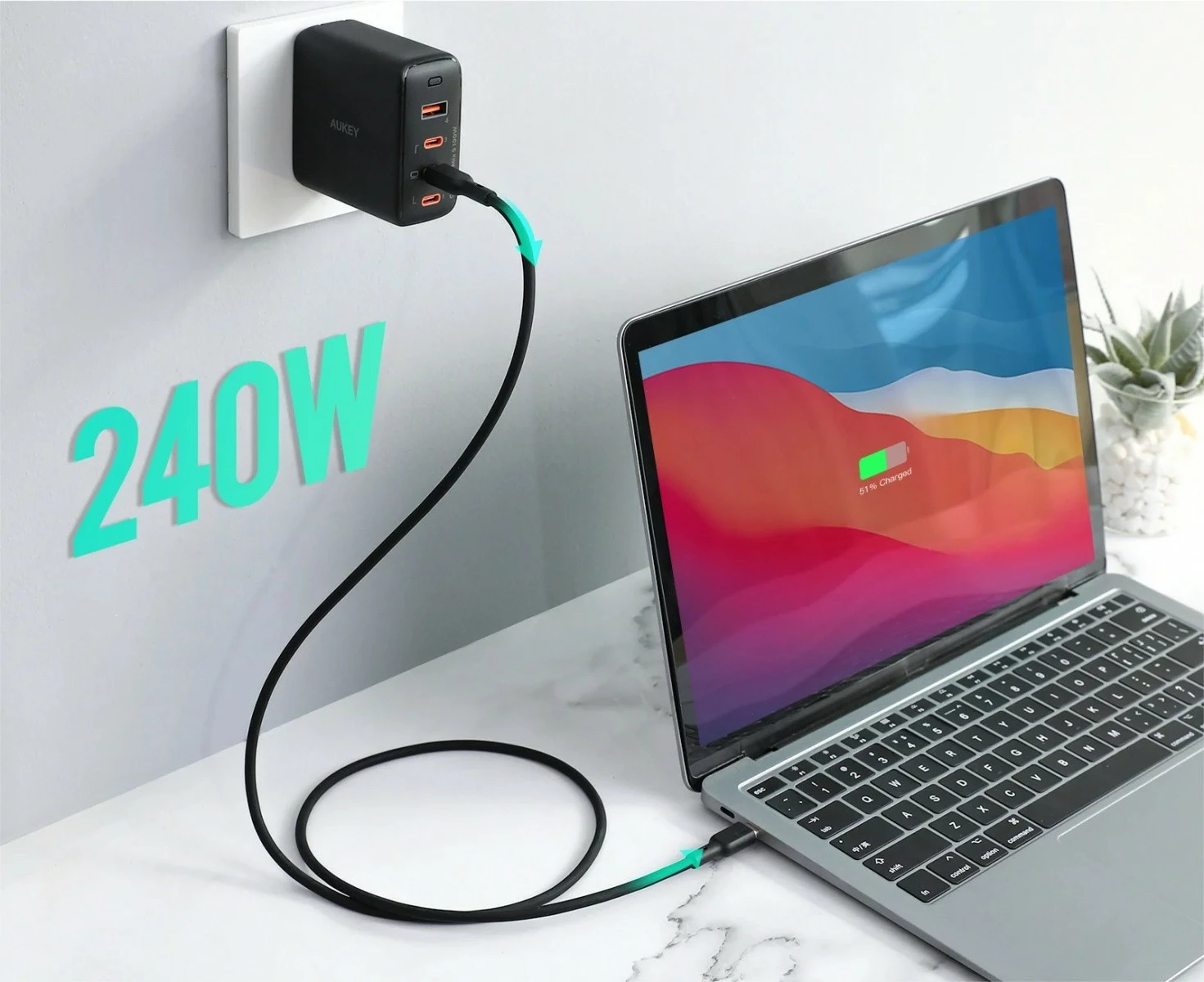 Kabel USB-C na USB-C, 1 m, 240 W, silikon, črn AUKEY CB-SCC241