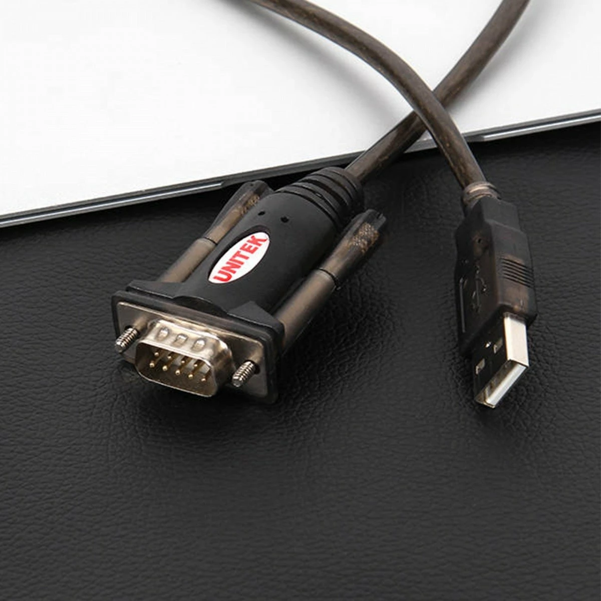 Pretvornik USB v RS-232 Unitek Y-105A, 1,4 m, črn, z adapterjem DB9F/DB25M