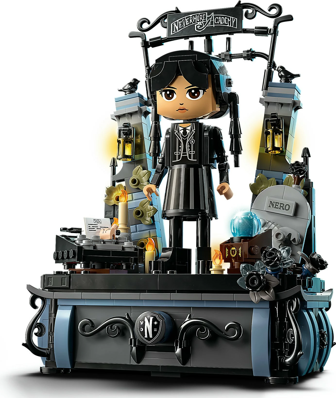 Set za sestavljanje Wednesday LEGO 76780, figurica Wednesday Addams, večbarven