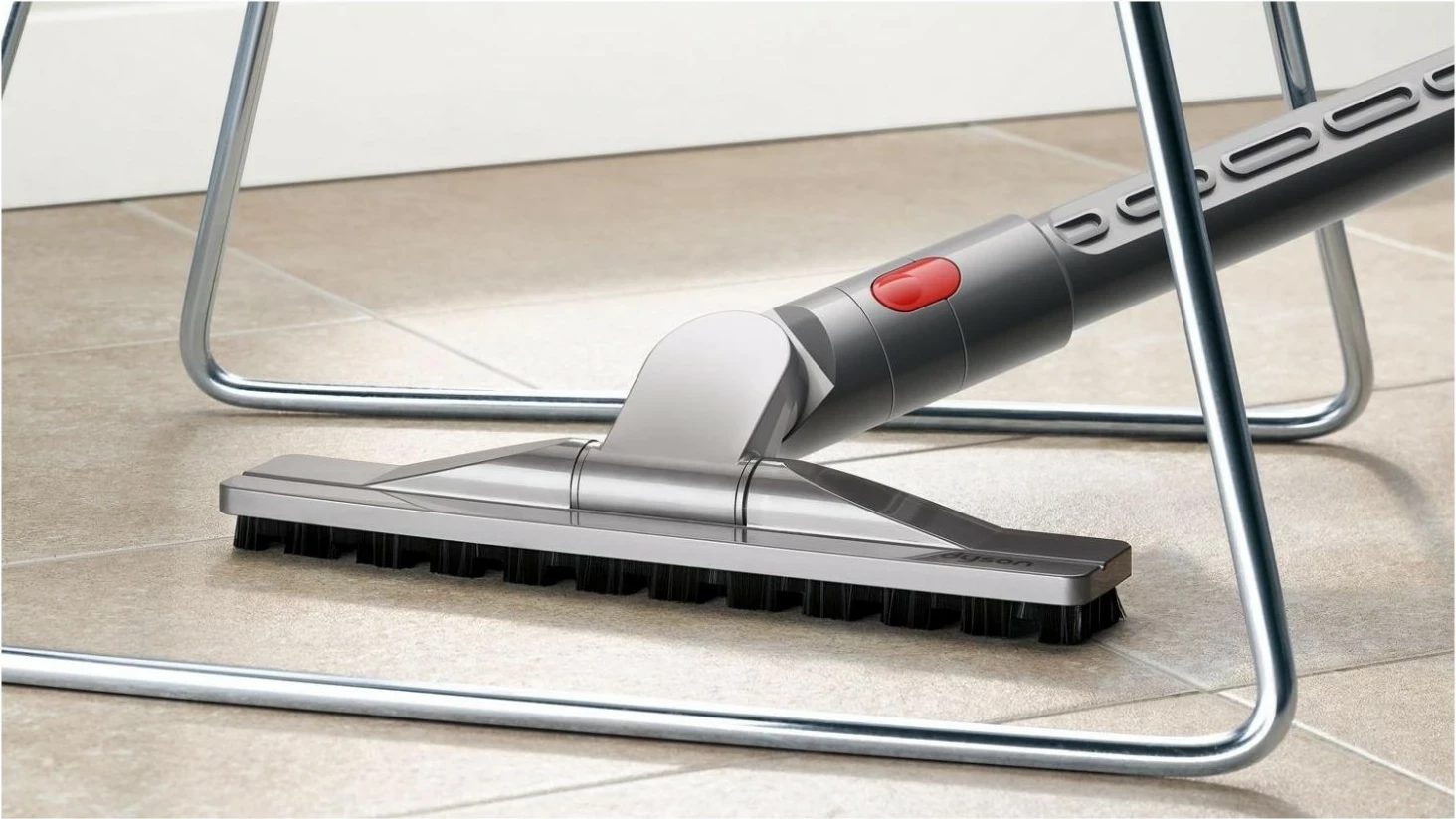 Sesalnik brez vrečke za trda tla in preproge Dyson Big Ball Parquet 2, srebrn