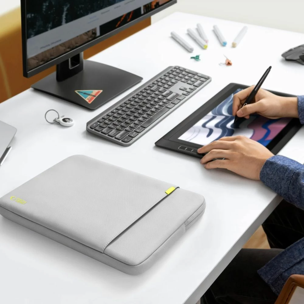 Ovitek za prenosnik Tech-Protect Defender 13-14", siva