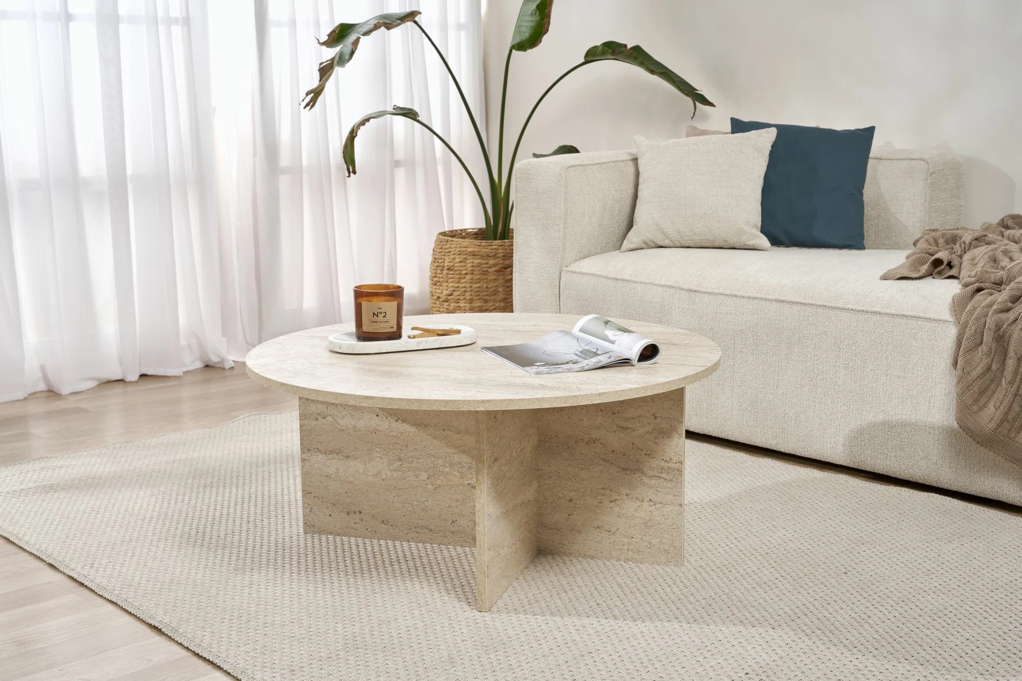 Kavni stol Travertine, Nordure Soleil