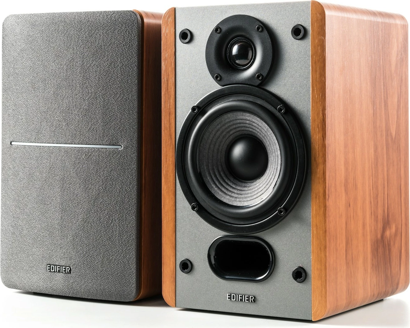 Pasivne zvočnike 20 W, 6 Ω, s kablom, siva, les - Edifier P12
