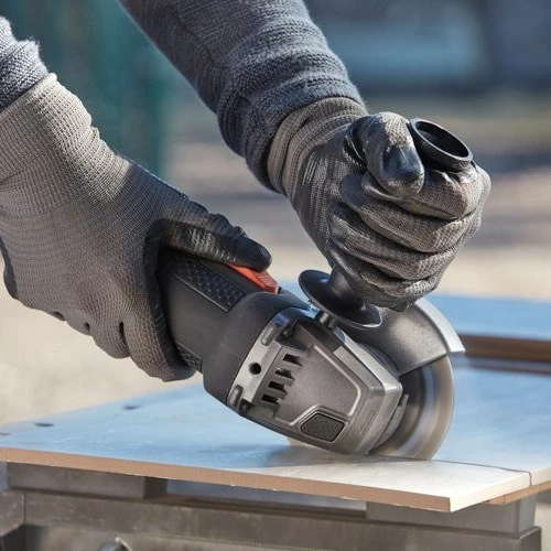 Kotni brusilnik Black & Decker BEG220, 900 W, črn