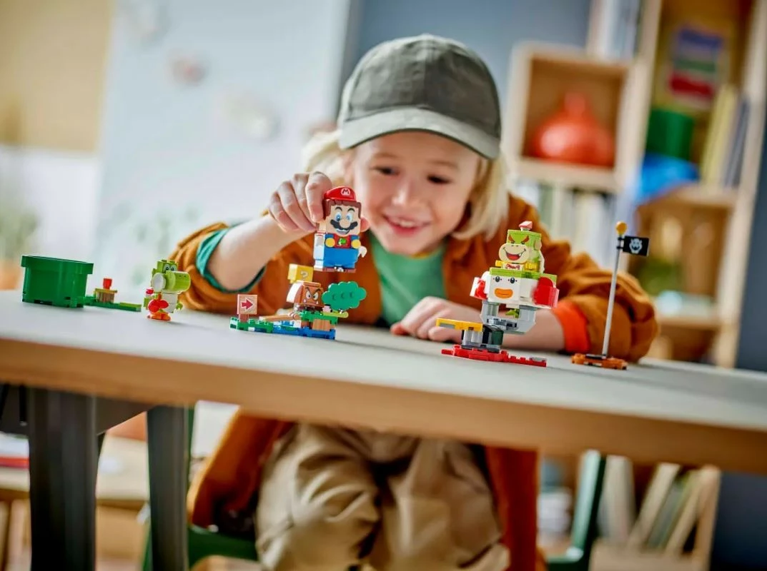 Igralni set 218 delov LEGO Super Mario 71439, z interaktivnim Mariom