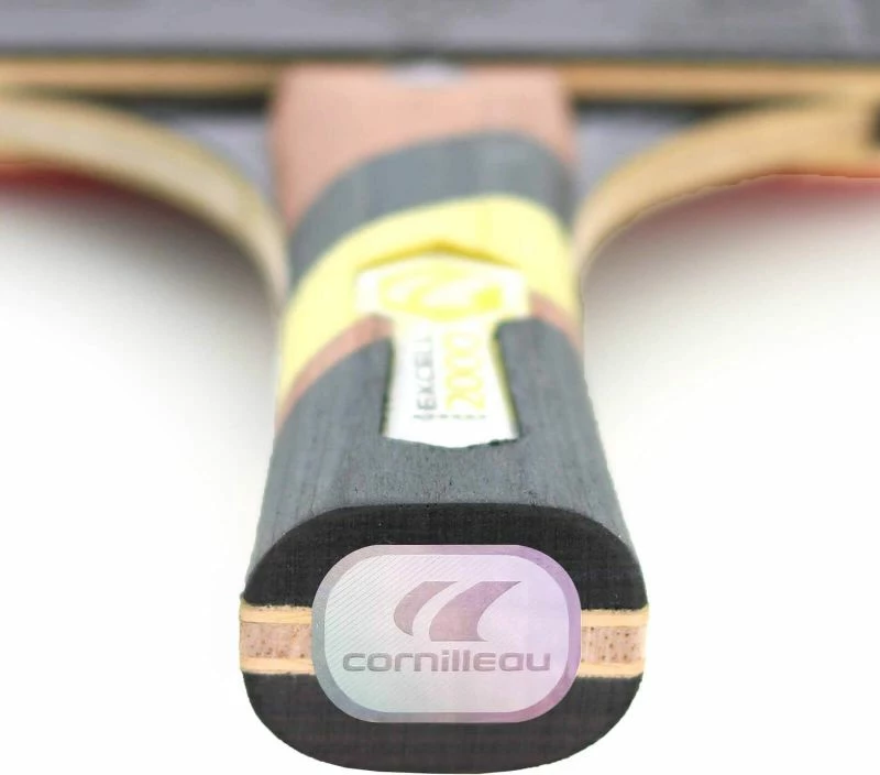 Namiznoteniški reket Cornilleau, črn