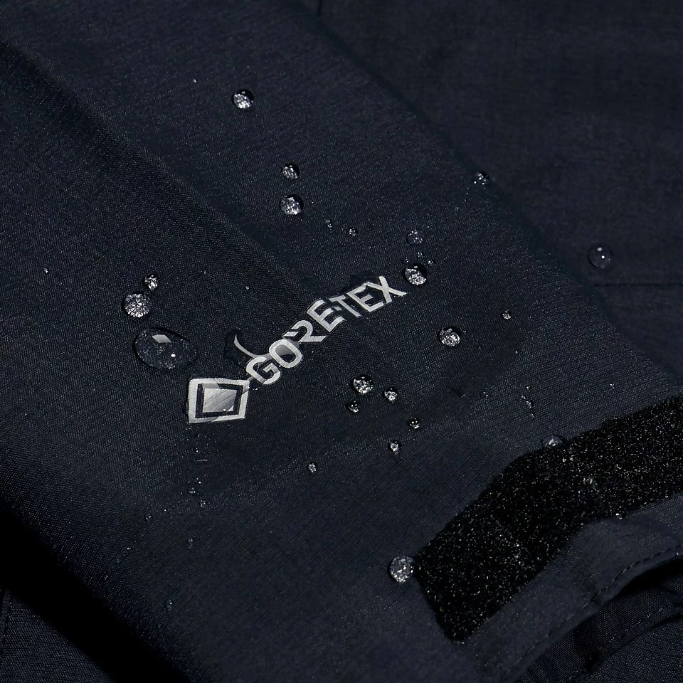 Vodoodporna jakna Gore-Tex Hillwalker za ženske, Berghaus, M, črna