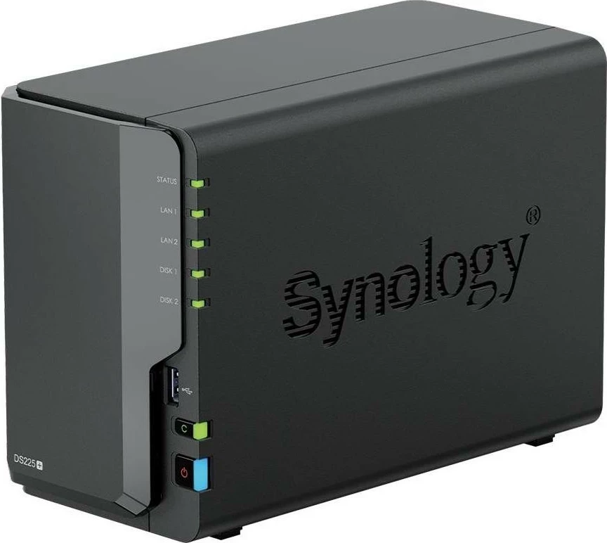 NAS z dvema 4TB HAT3300-4T diskoma Synology DS225+ (2x 4TB)