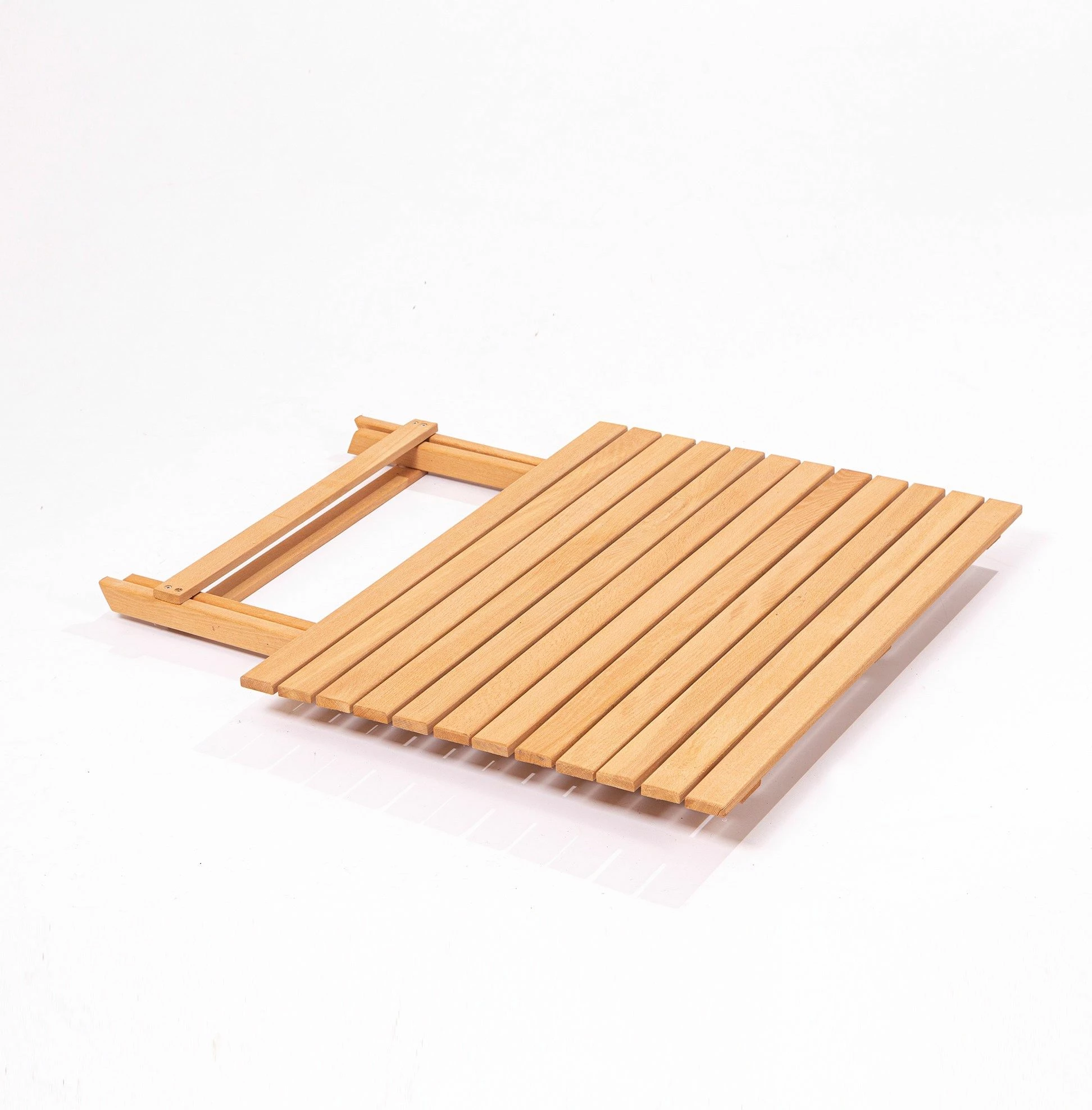 Vrtna miza iz jesenovega lesa Hanah Home My022