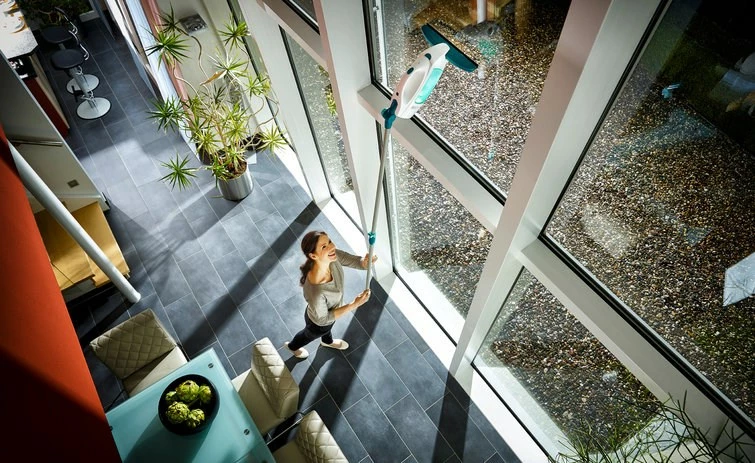 Električni čistilec za okna Leifheit 51003, bel/moder