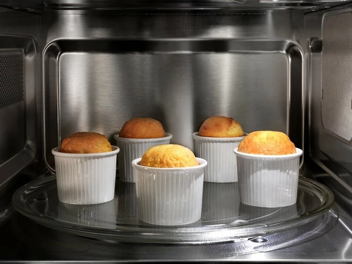 Mikrovalovna pečica za vgradnjo Electrolux LMS2203EMK, 20 L, črna