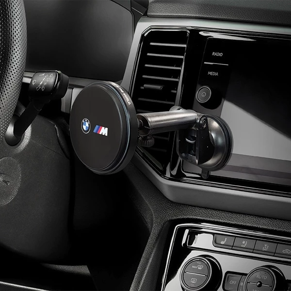 Magnetni nosilec z brezžičnim polnjenjem BMW BMCMM22MRK, za zračni ventil/armaturno ploščo/okno, črn M Edition