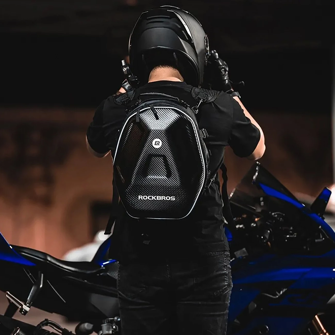 Čelada in dodatki — Torba za motor Rockbros 30140026001, 20–35 L, črna