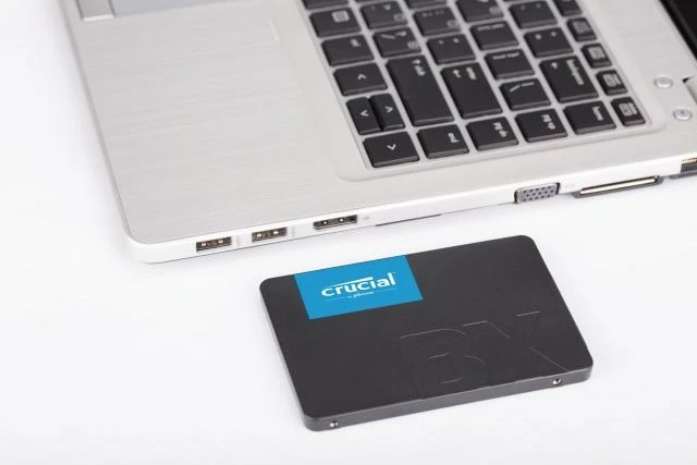 SSD 240 GB Crucial BX500, 2,5" SATA