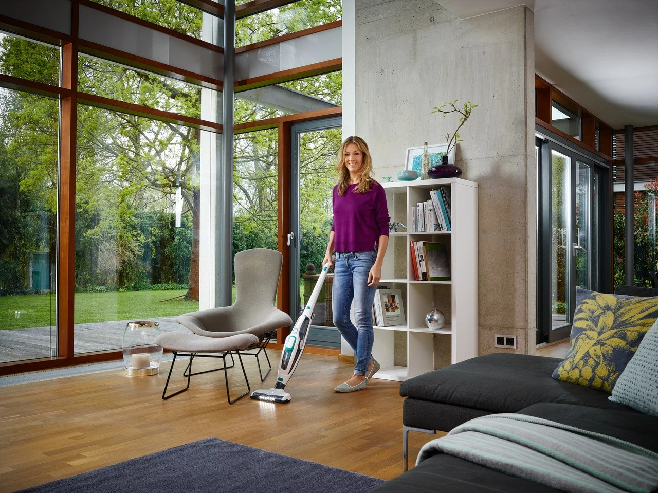 Brezžični sesalnik 2-v-1, brez vrečke, 20V, bel/moder Leifheit PowerVac