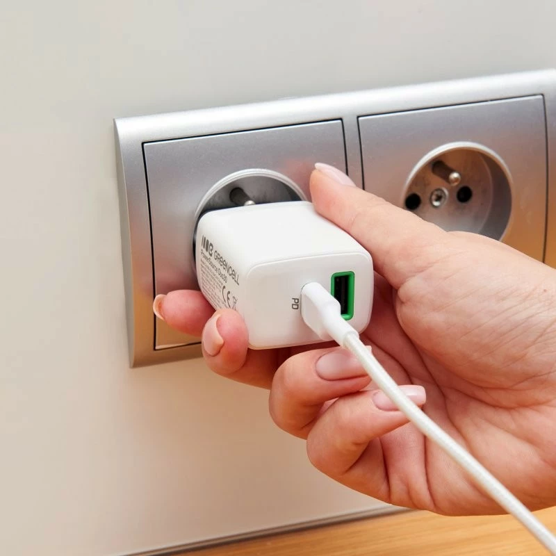 Stenski polnilec USB-C 30 W PD, 1x USB-C, Green Cell PowerSource Solo30 CHARB-GC-30C-W, bel