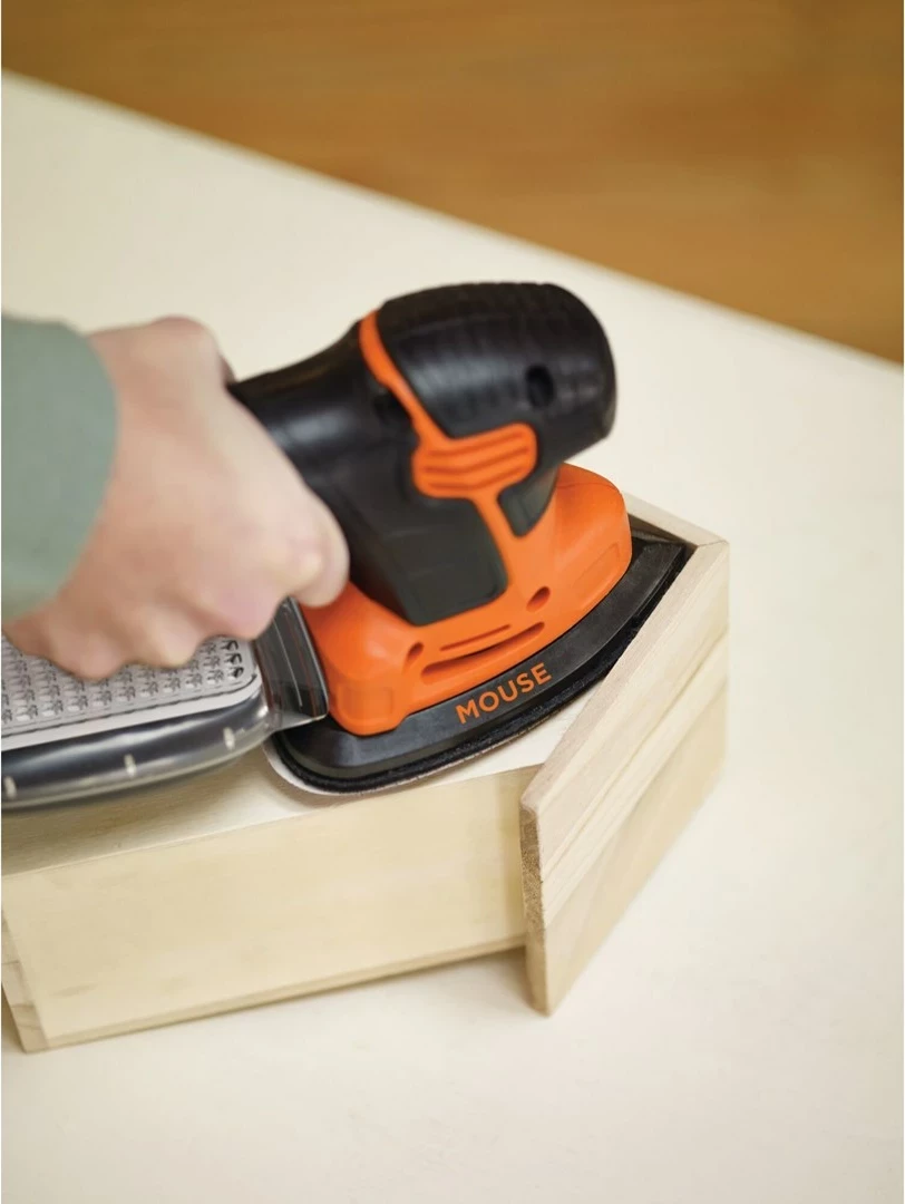 Likalnik/brušenje površin 120 W, orbični premer 2 mm, črno/oranžen – BLACK+DECKER KA2500K-QS Mouse