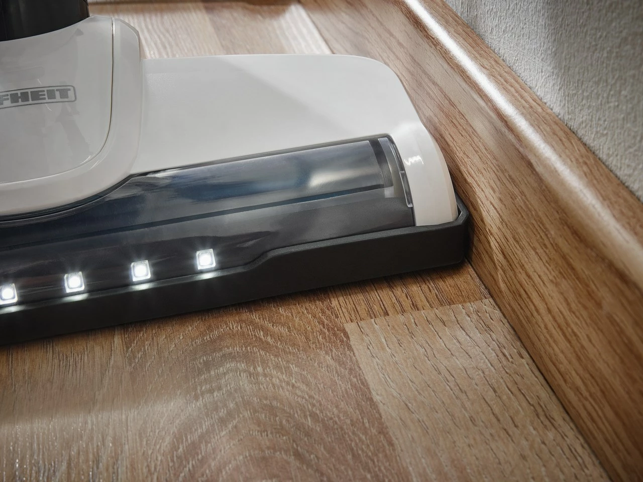 Brezžični sesalnik 2-v-1, brez vrečke, 20V, bel/moder Leifheit PowerVac