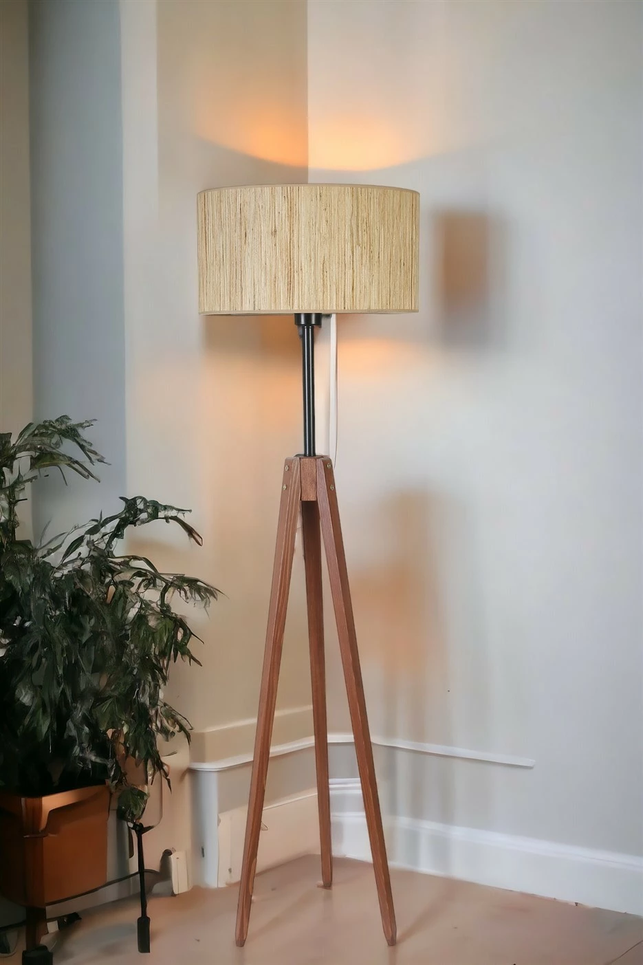 Stojalna svetilka Opviq, 8830-1, hrast ali oreh