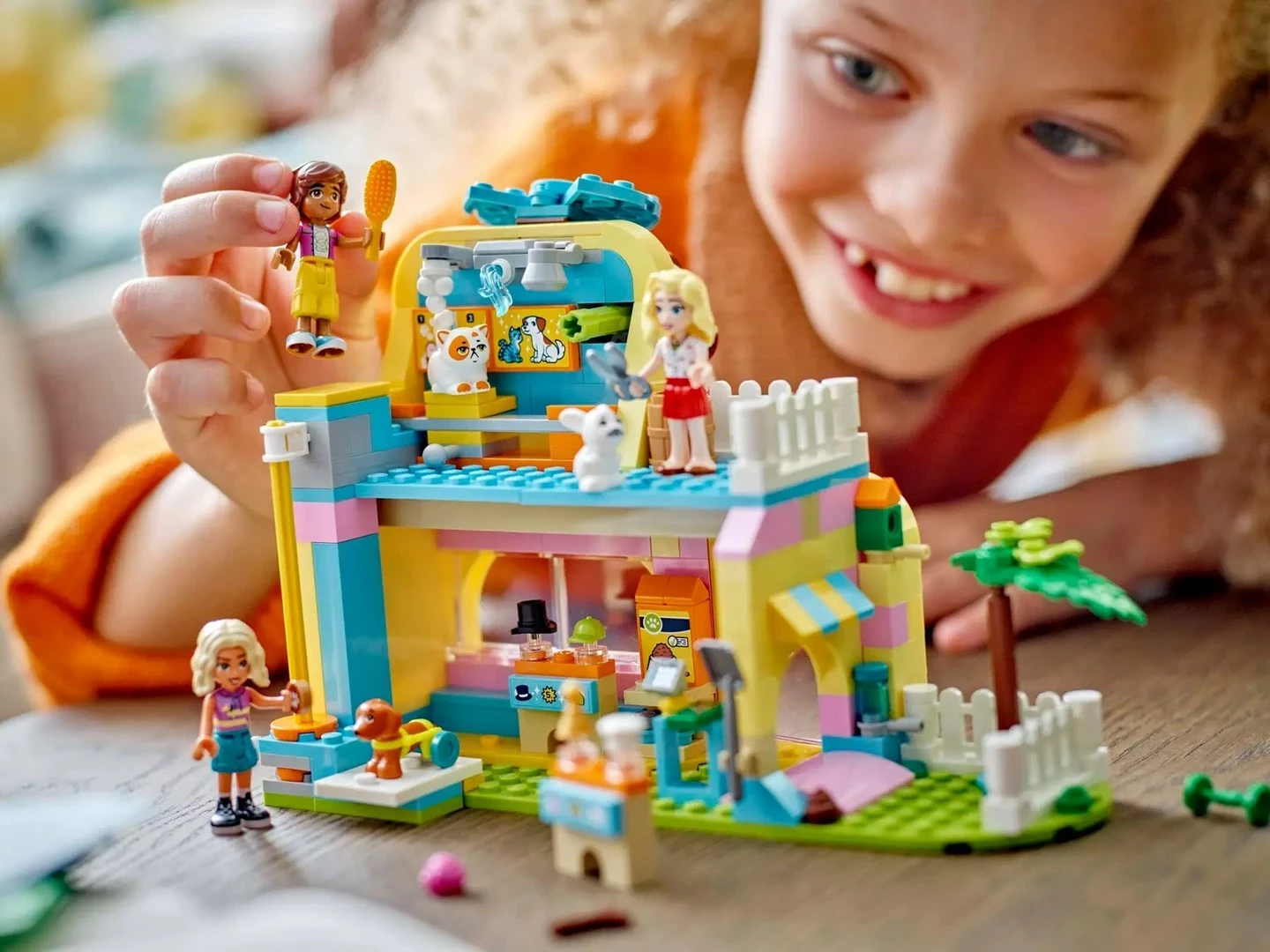 Trgovina z dodatki za hišne ljubljenčke LEGO Friends 42650
