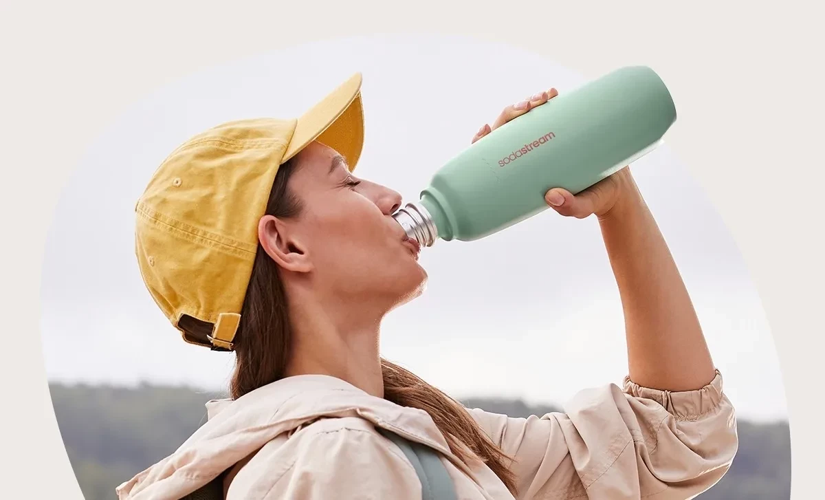 Rjava steklenica za penjene pijače Fizz&Go 900 ml, SodaStream, zelena