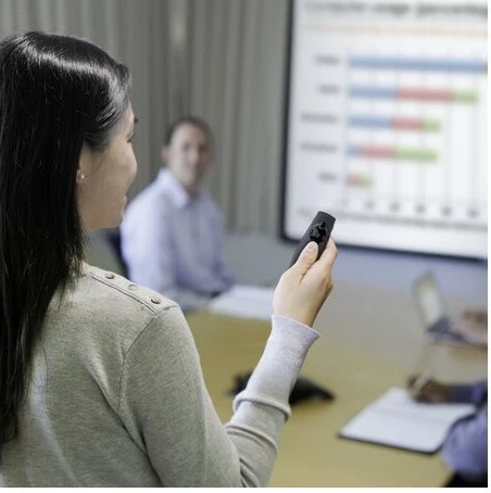 Prezenter z zelenim laserjem in upravljanjem kazalca, Kensington Expert, RF, USB, 45 m, črn